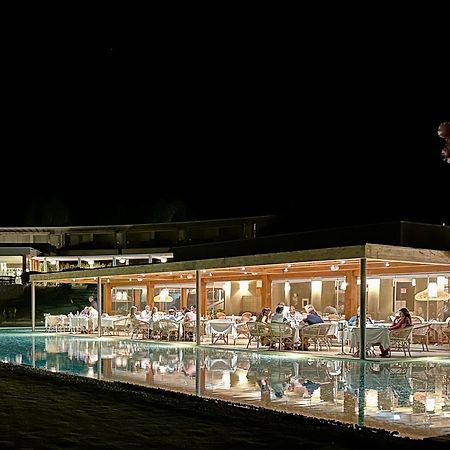 Villa Zippiri Is Molas Пула Екстериор снимка