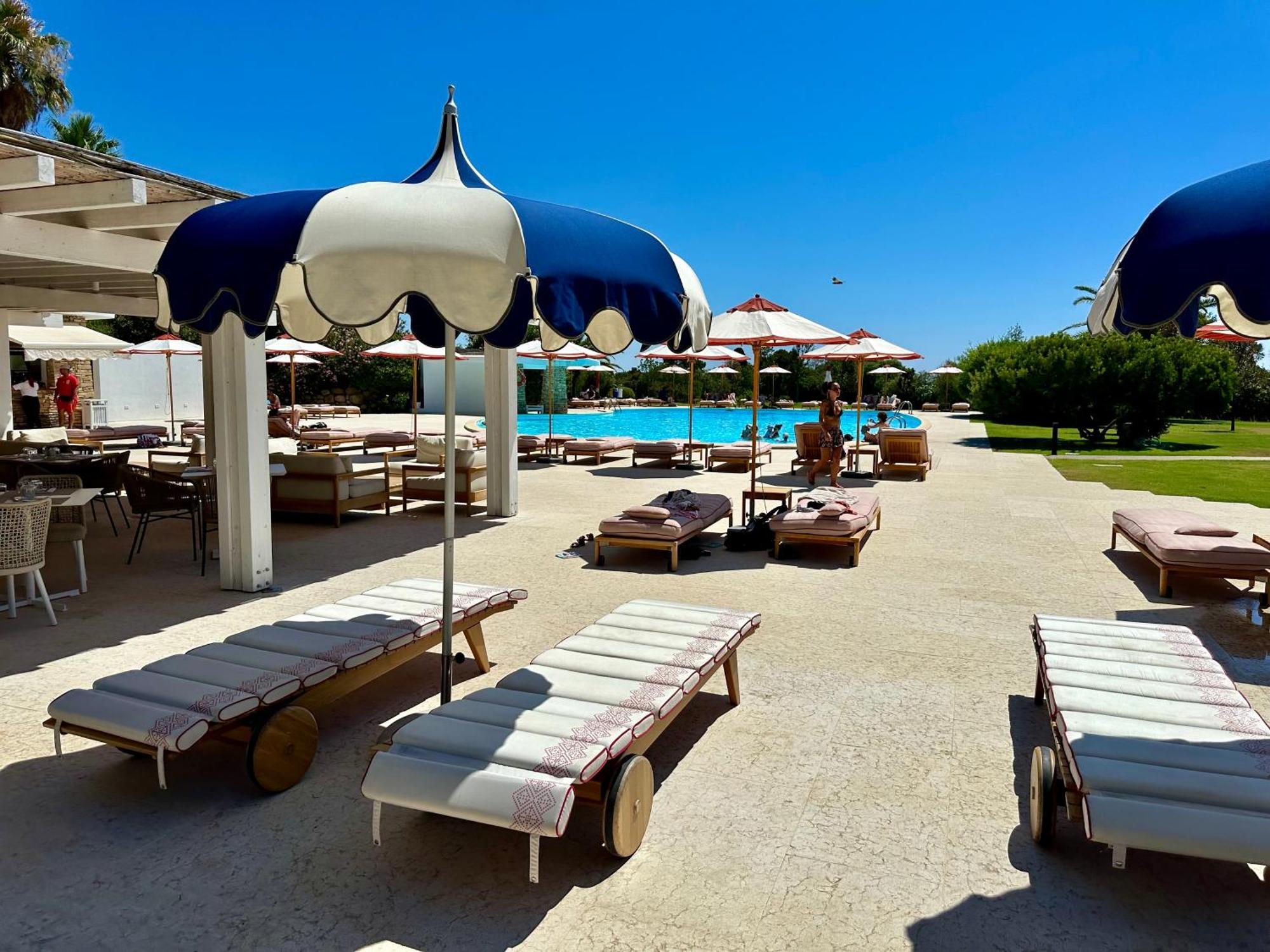 Villa Zippiri Is Molas Пула Екстериор снимка